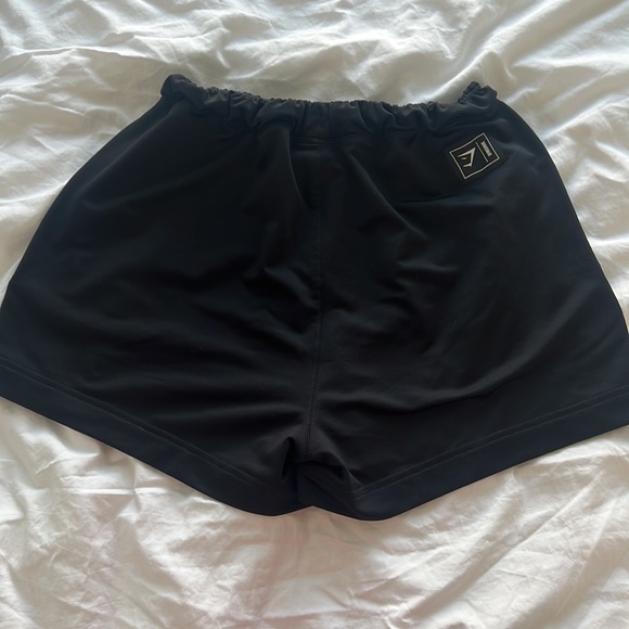 Gymshark Womens Basketball Shorts - Picture 2 of 5